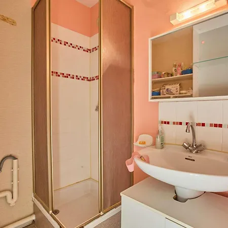 דירה Lumineux Proche Thermes, Animaux Admis, Parking Et Wifi Inclus - Fr-1-841-53 ברבוטן-לה-באינס